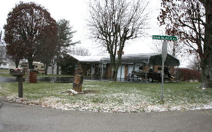 SamBlackRoadMarker (1) SamBlackRoadMarker (1)