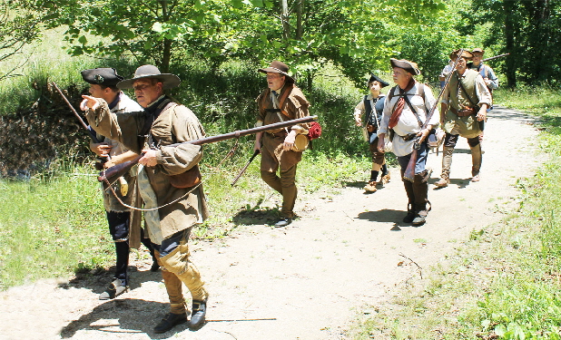 Reenactors along Boone Trace through Cumberland Gap - image by Randell Jones, 2014 - 6x4 200 dpi Reenactors along Boone Trace through Cumberland Gap - image by Randell Jones, 2014 - 6x4 200 dpi